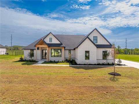 927 Noah ST, Fayetteville, AR 72703