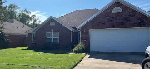 704 Glasgow LN, Bentonville, AR 72712