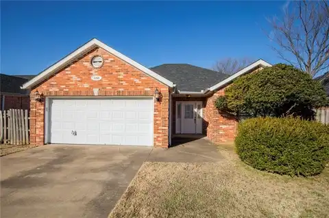 1253 Apache TR, Springdale, AR 72764