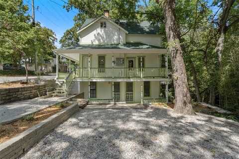 2 Vaughn ST, Eureka Springs, AR 72632