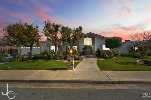 4908 Panorama Drive, Bakersfield, CA 93306