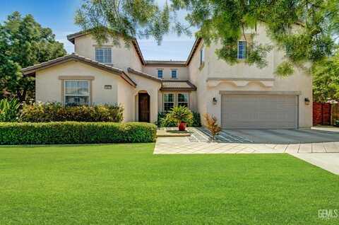 15815 La Strada Court, Bakersfield, CA 93314