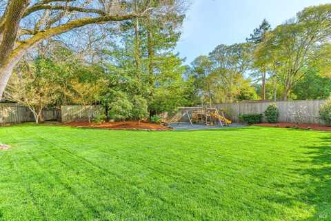 14 Kentdale Lane, Kentfield, CA 94904