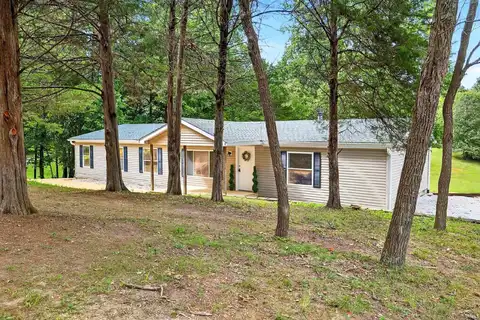 1381 Stevens Lane, Mitchell, IN 47446