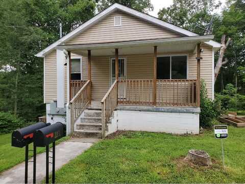 307 1/2 MORRIS AVENUE, BECKLEY, WV 25801