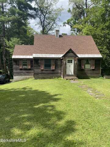 355 Laurel St, Lee, MA 01238