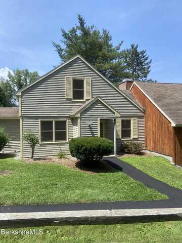 11 Corey Rd, Hancock, MA 01237