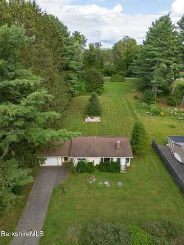 68 Creamery Rd, Egremont, MA 01230