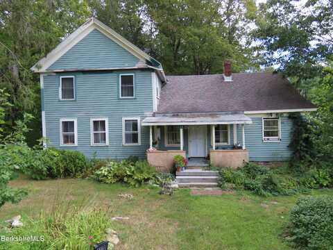 1138 Main Rd, Stamford, VT 05352