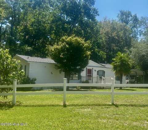 2773 Pirate Lane SW, Supply, NC 28462