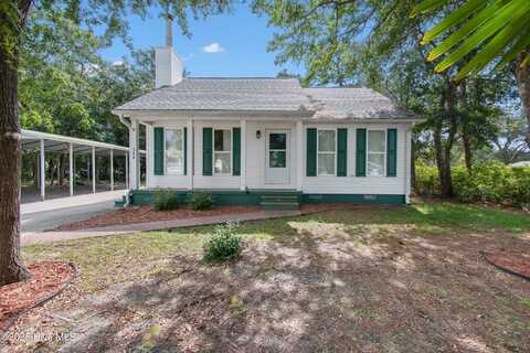 206 NE 45th Street, Oak Island, NC 28465