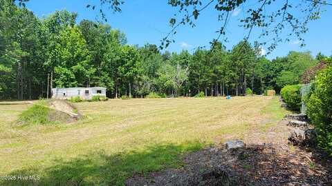 1221 Whitehall Road, Whiteville, NC 28472