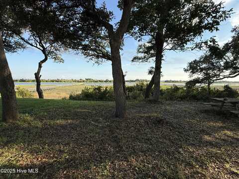 2527 Gator Lane SW, Supply, NC 28462