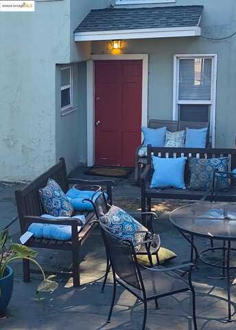 2820 LINDEN ST, Oakland, CA 94601
