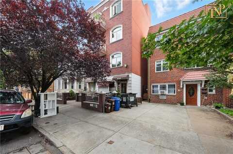 2569 38th Street, Astoria, NY 11103