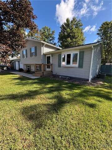 4970 Woodmark Drive, Clay, NY 13088