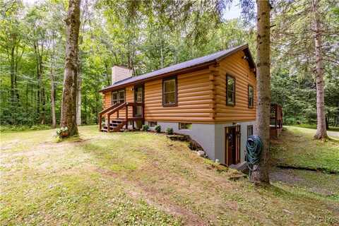 65 County Route 17, Constantia, NY 13028