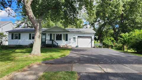 4 Bobbie Drive, Gates, NY 14606