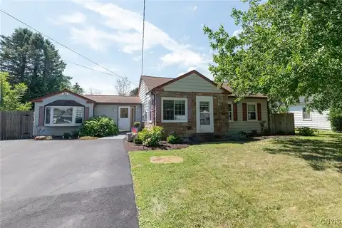 113 Kenneth Road, Camillus, NY 13031