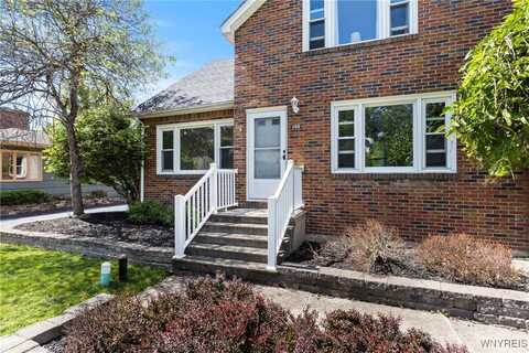 166 Boncroft Drive, West Seneca, NY 14224