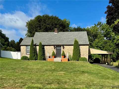 4 Overbrook Crescent, New Hartford, NY 13413