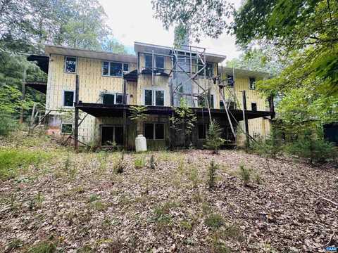 1331 MILLARD BURKE MEMORIAL HWY, GOSHEN, VA 24439