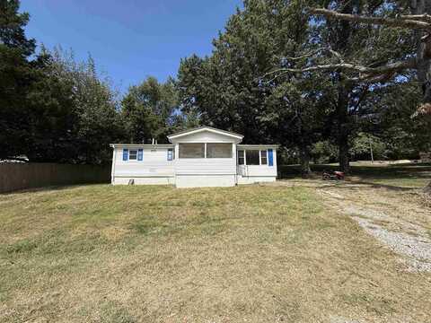 931 Madison Avenue, Piggott, AR 72454