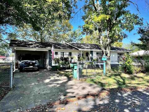 505 Pine St, Pangburn, AR 72121