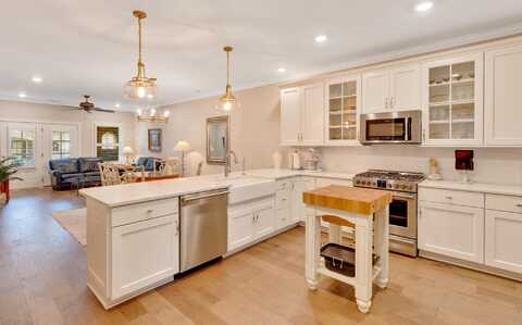 106 I Founding Way, Lookout Mountain, GA 30750
