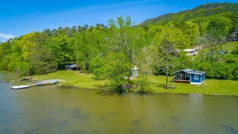 9794 Mullins Cove Road, Whitwell, TN 37397