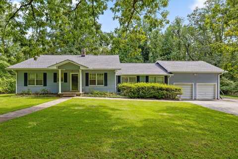 1702 James Boulevard, Signal Mountain, TN 37377