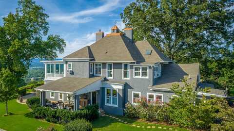 46 N Crest Road, Chattanooga, TN 37404