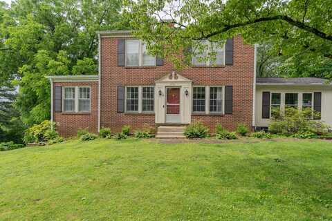 2718 Fairview Drive, Chattanooga, TN 37406