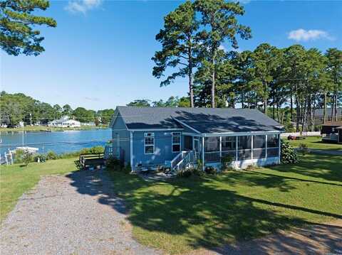 109 Bay Shore Avenue, Reedville, VA 22539