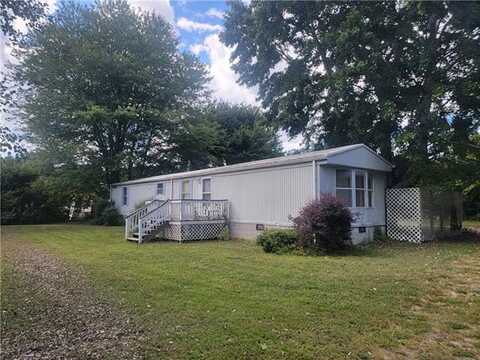 367 Barricks Mill Road, Topping, VA 23169