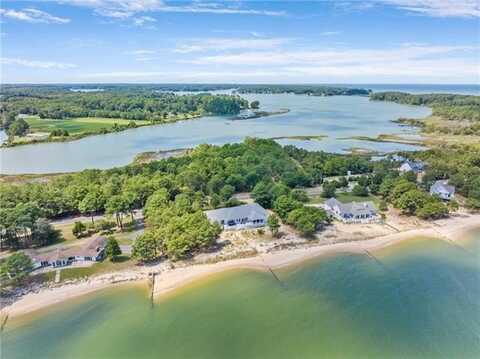 952 Tranquility Road, Reedville, VA 22539