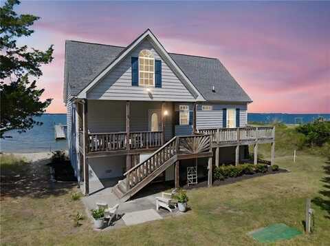157 Sandy Beach Road, Deltaville, VA 23043