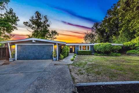 117 Estates Dr, Orinda, CA 94563