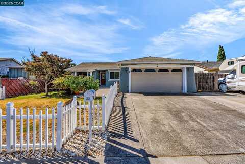 79 Chipman Ln, Suisun City, CA 94585