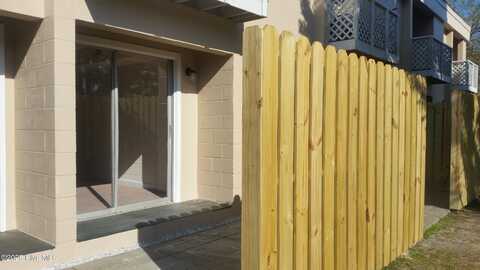 300 Marsh Street, Beaufort, NC 28516