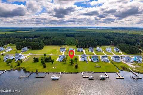 223 Gatsey Lane, Beaufort, NC 28516
