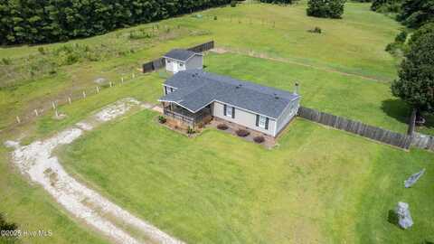 204 Kings Parkway, Hubert, NC 28539
