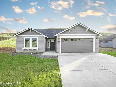 1563 N McKelvy Ln, Post Falls, ID 83854