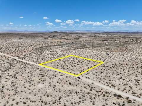 107 Sunburst Avenue, Joshua Tree, CA 92252