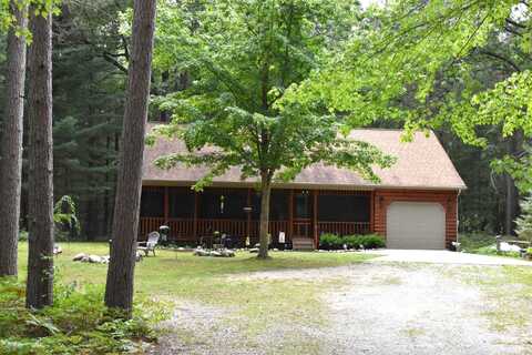 2815 West River, Gladwin, MI 48624
