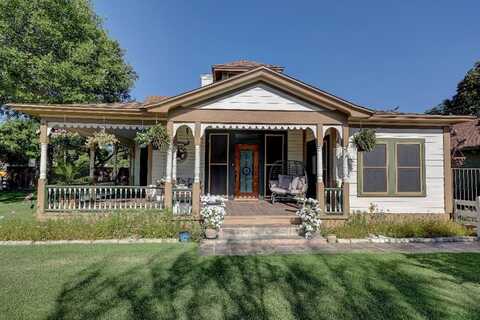 101 N 11th Street, Junction, TX 76849