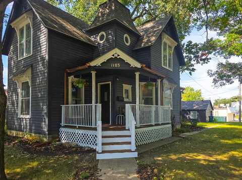 1103 1st Street, Webster City, IA 50595
