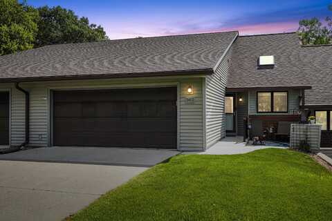 502 Southwoods Drive, Nevada, IA 50201