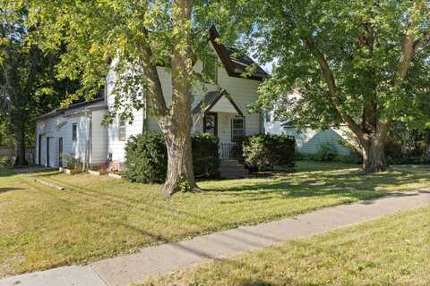 312 10th Street, Ames, IA 50010