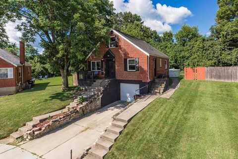 8245 Royal Heights Drive, Colerain Twp, OH 45239